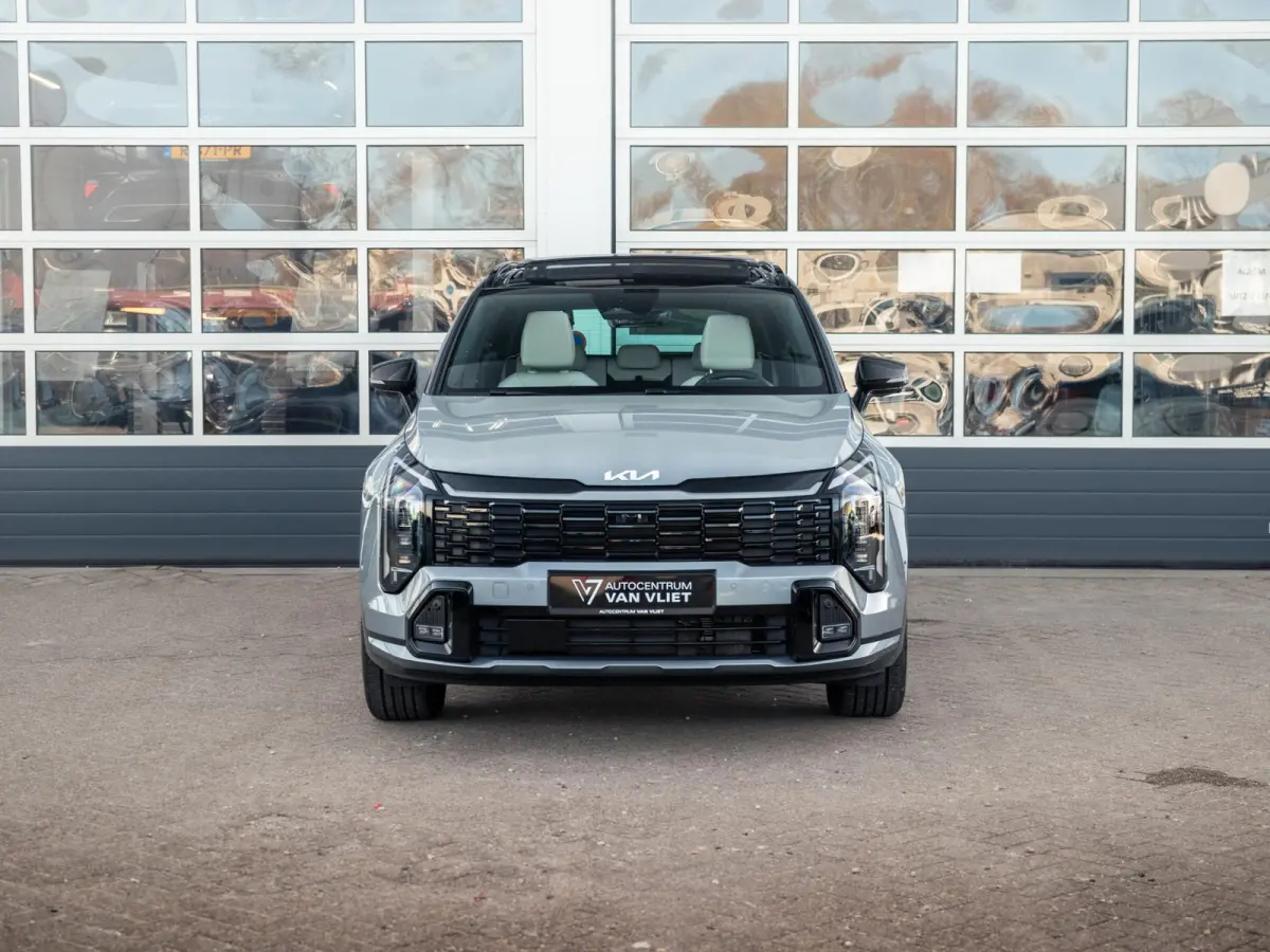 1.6 T-GDi Hybrid GT-PlusLine | Actieprijs* | Direct leverbaar | Full options | Navi. | Clima. | Adapt. Cruise. | Stoel&Stuur Verwarming | Dodehoekcamera | Panodak | GT-Line Bekleding In Suè