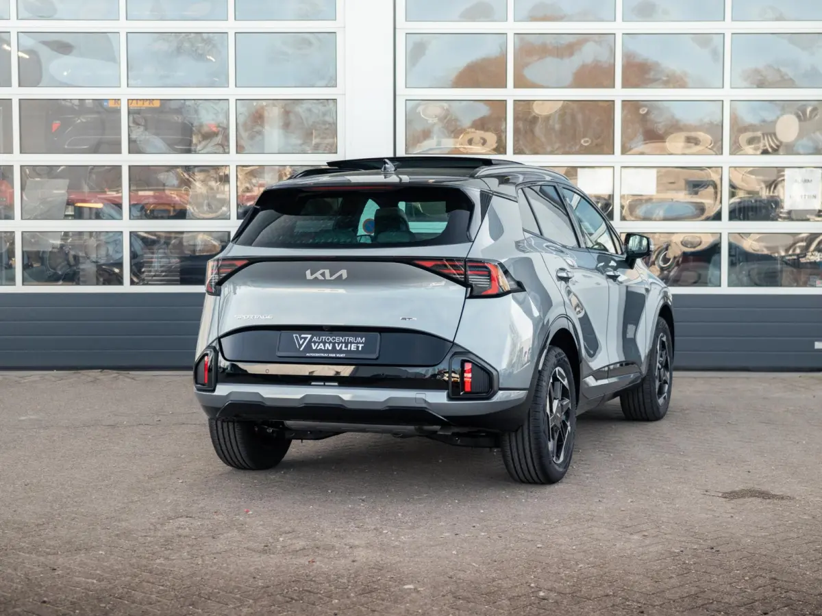 1.6 T-GDi Hybrid GT-PlusLine | Actieprijs* | Direct leverbaar | Full options | Navi. | Clima. | Adapt. Cruise. | Stoel&Stuur Verwarming | Dodehoekcamera | Panodak | GT-Line Bekleding In Suè