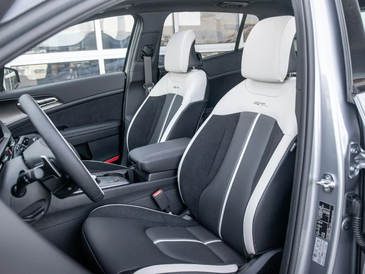 1.6 T-GDi Hybrid GT-PlusLine | Actieprijs* | Direct leverbaar | Full options | Navi. | Clima. | Adapt. Cruise. | Stoel&Stuur Verwarming | Dodehoekcamera | Panodak | GT-Line Bekleding In Suè