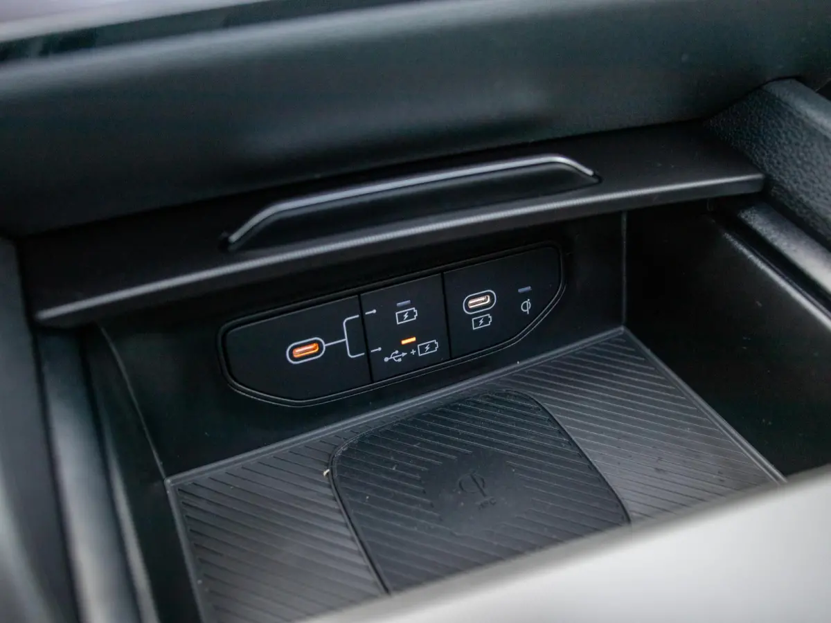 1.6 T-GDi Hybrid GT-PlusLine | Actieprijs* | Direct leverbaar | Full options | Navi. | Clima. | Adapt. Cruise. | Stoel&Stuur Verwarming | Dodehoekcamera | Panodak | GT-Line Bekleding In Suè