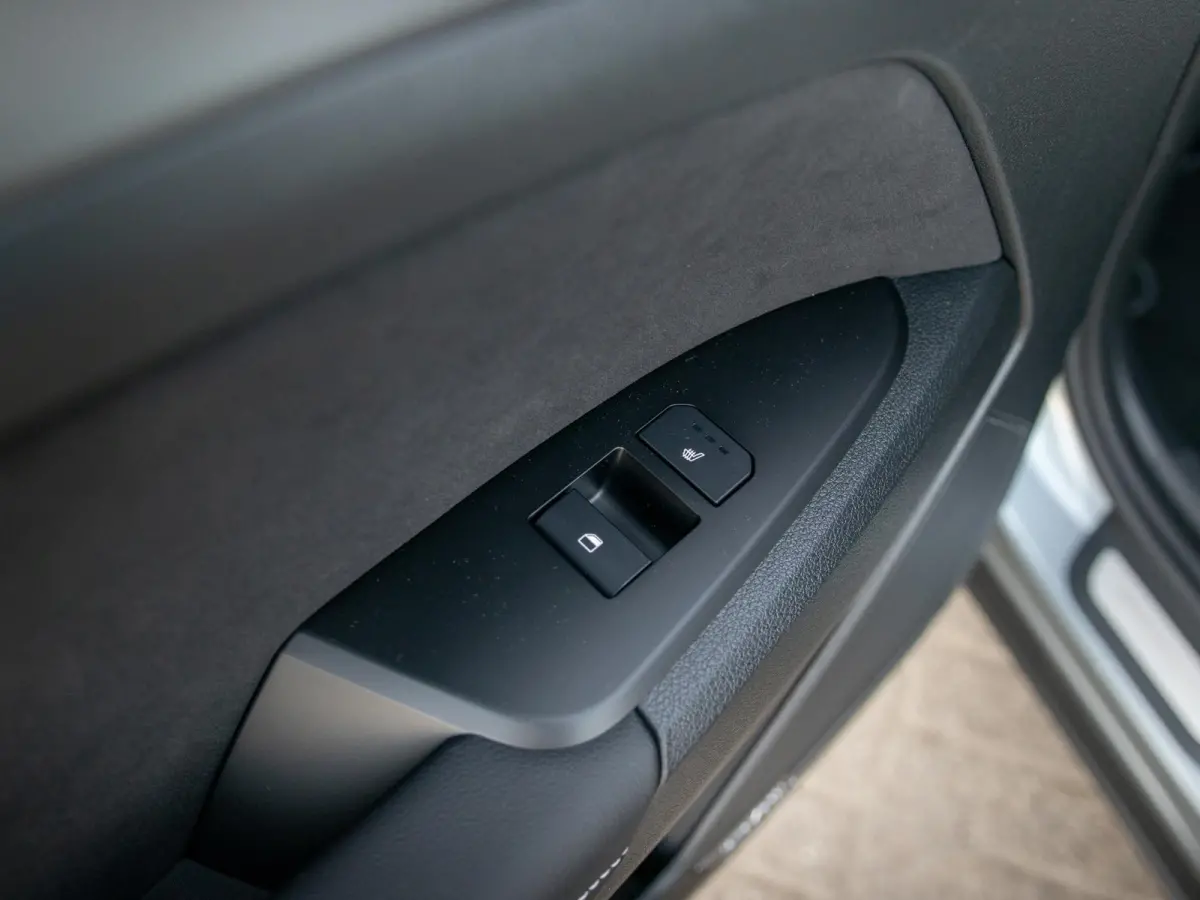 1.6 T-GDi Hybrid GT-PlusLine | Actieprijs* | Direct leverbaar | Full options | Navi. | Clima. | Adapt. Cruise. | Stoel&Stuur Verwarming | Dodehoekcamera | Panodak | GT-Line Bekleding In Suè