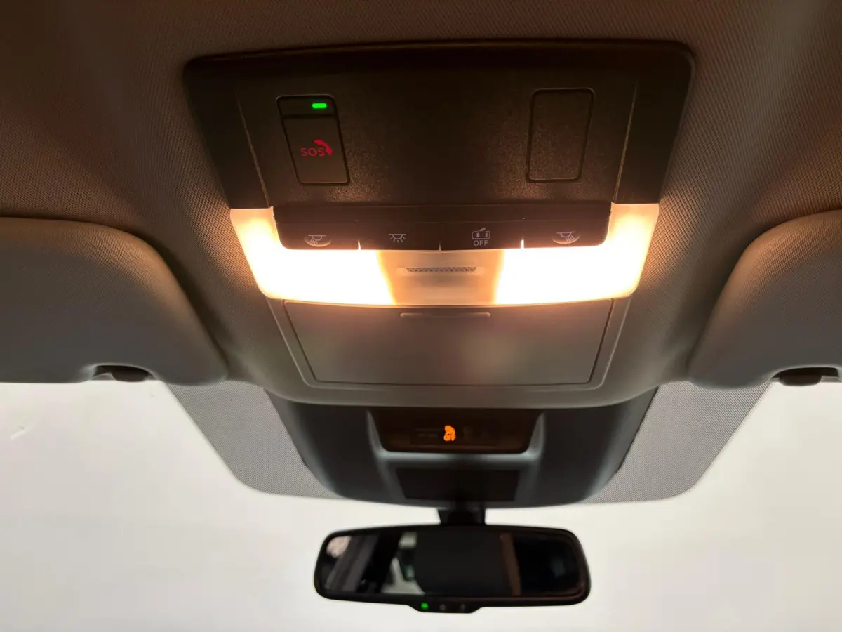 1.3 MHEV Xtronic N-Connecta Airco ECC Navi Carplay Stoel/Stuurwielverwarming PDC VA + Camera Virtual Cockpit Lane/Side Assist