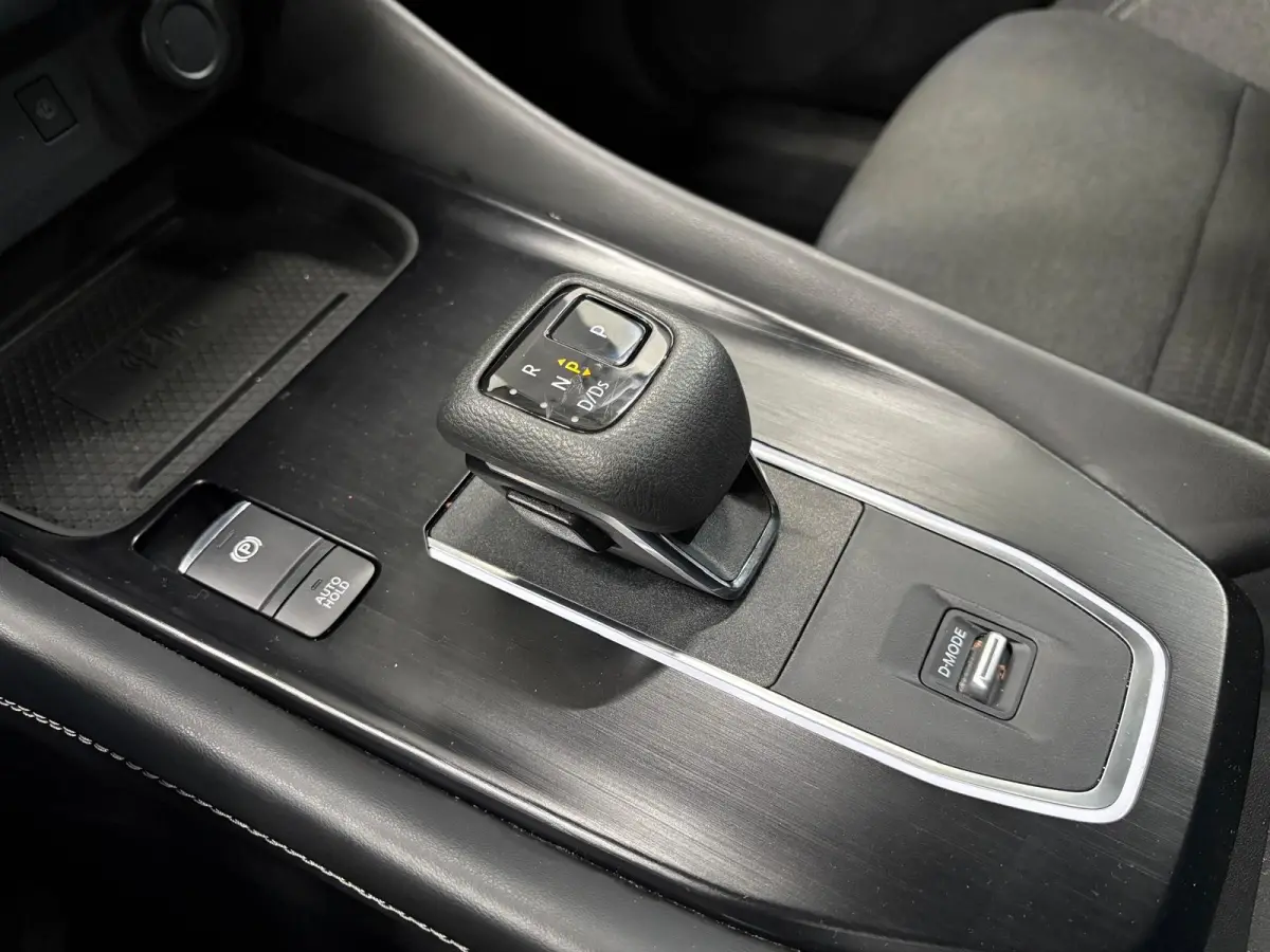 1.3 MHEV Xtronic N-Connecta Airco ECC Navi Carplay Stoel/Stuurwielverwarming PDC VA + Camera Virtual Cockpit Lane/Side Assist