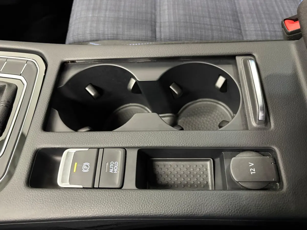 1.4 TSI PHEV GTE Business Airco ECC Navi Carplay PDC VA +Camera Adaptive Cruise Control+Travel Assist  17" LM Velgen Winter Pack ERGO Comfort Stoelen
