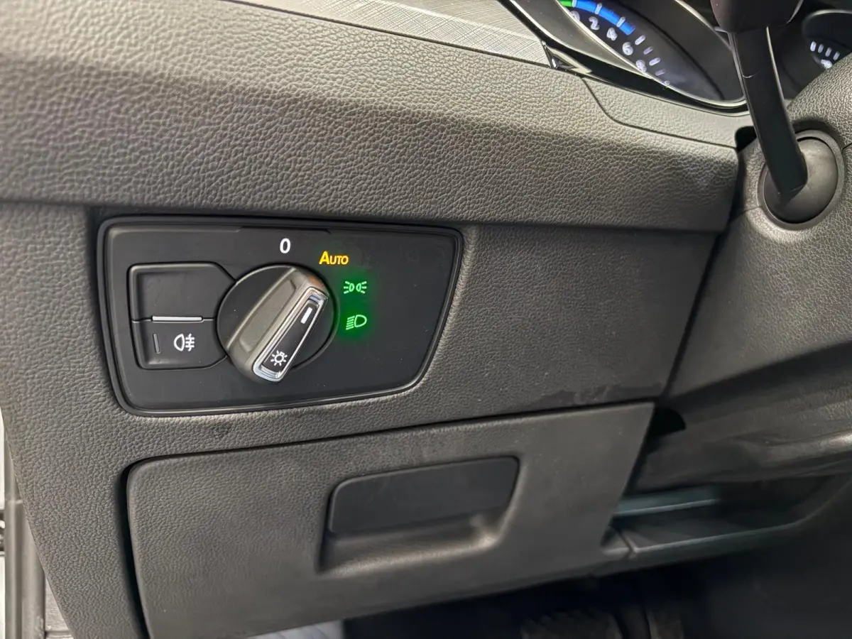 1.4 TSI PHEV GTE Business Airco ECC Navi Carplay PDC VA +Camera Adaptive Cruise Control+Travel Assist  17" LM Velgen Winter Pack ERGO Comfort Stoelen