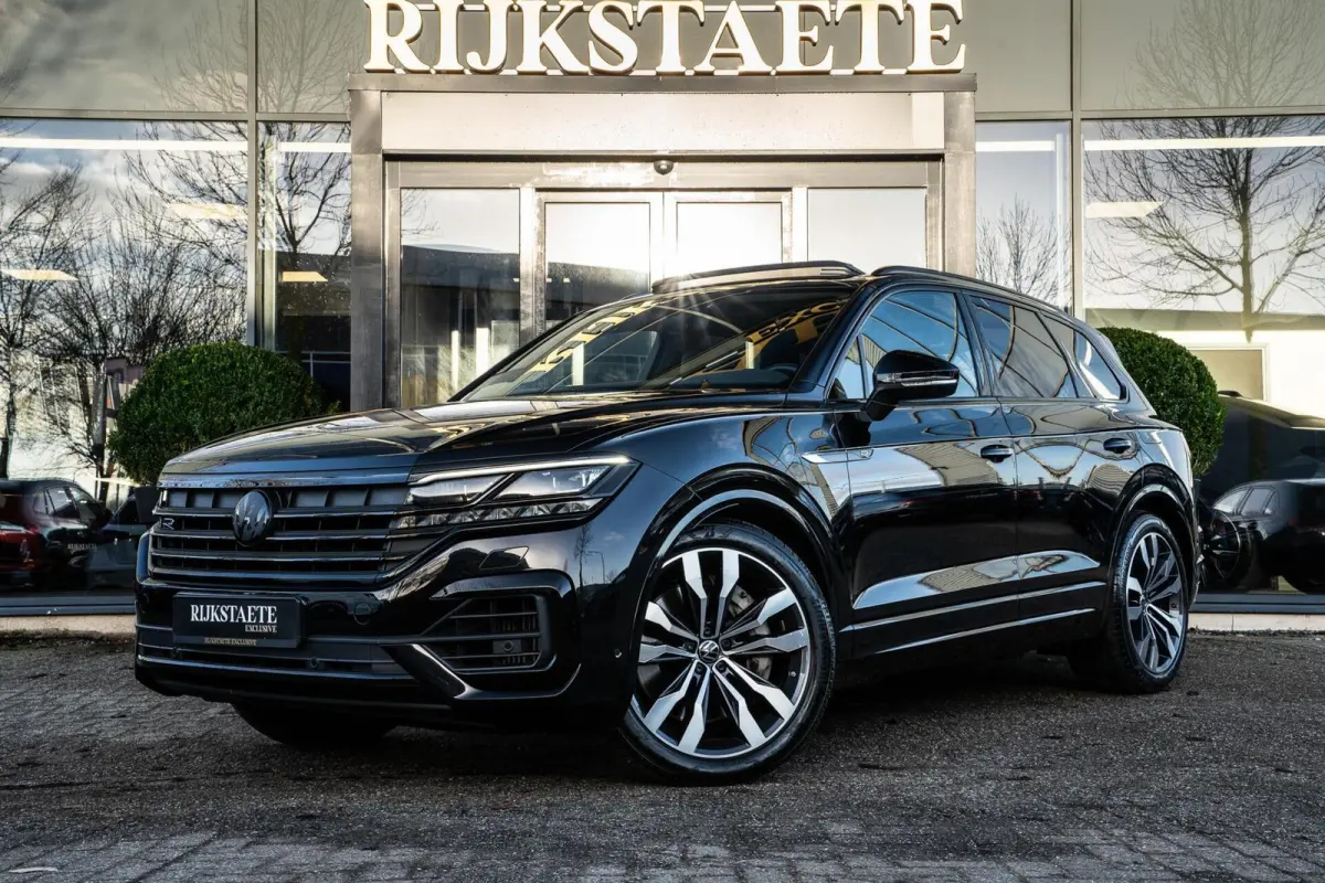 R 3.0TSi 4MOTION|PANO|DYNAUDIO|HYBRID|21'