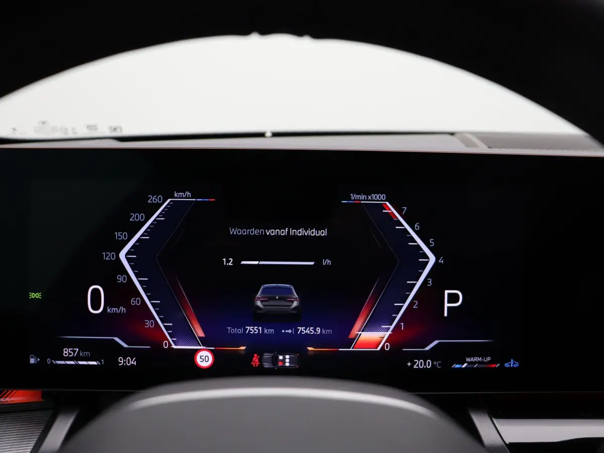 520i M Sportpakket | Trekhaak | Driving Assistant Plus | Harman Kardon | 20"