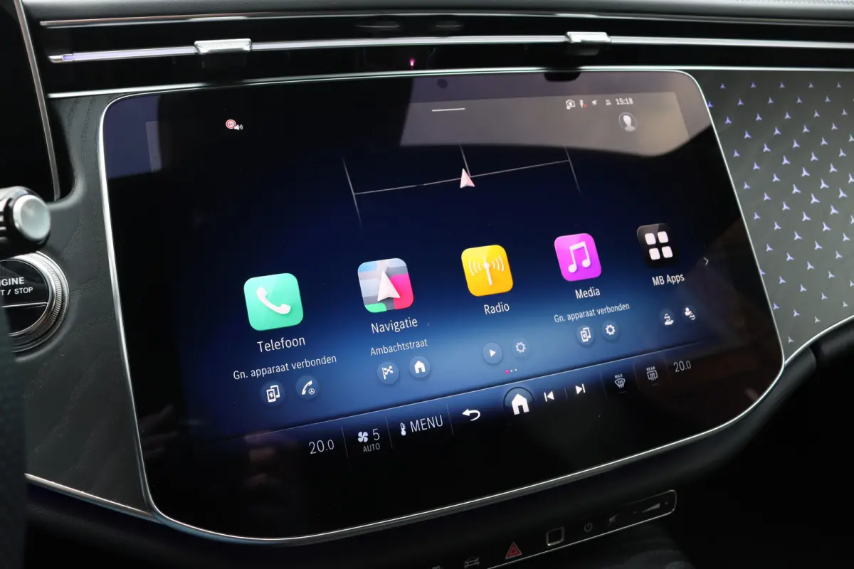 300 e AMG Line | Distronic+ | Memory | Burmester | Surround Camera | Trekhaak | Digital Light | Keyless Go | Nightpakket |