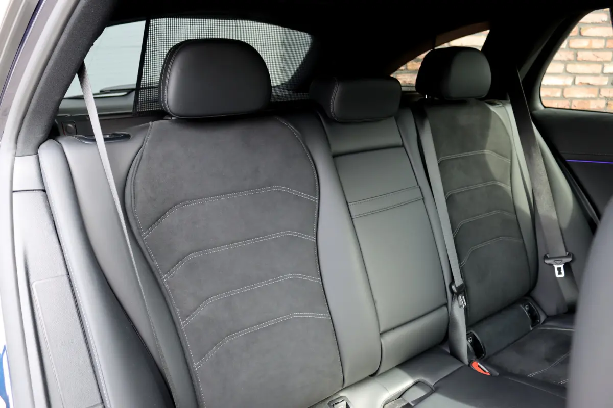300 e AMG Line | Distronic+ | Memory | Burmester | Surround Camera | Trekhaak | Digital Light | Keyless Go | Nightpakket |