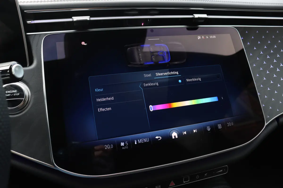 300 e AMG Line | Distronic+ | Memory | Burmester | Surround Camera | Trekhaak | Digital Light | Keyless Go | Nightpakket |