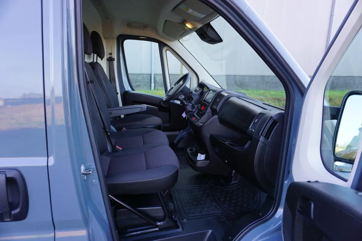 2.2 BlueHDi 140 L3H2 3.5t in Topstaat |2e airbag |BPM voordeel |Navi |Carplay |Climate |Cruise |Parkeersensoren |3500 KG |140 pk |Mooie camperbasis