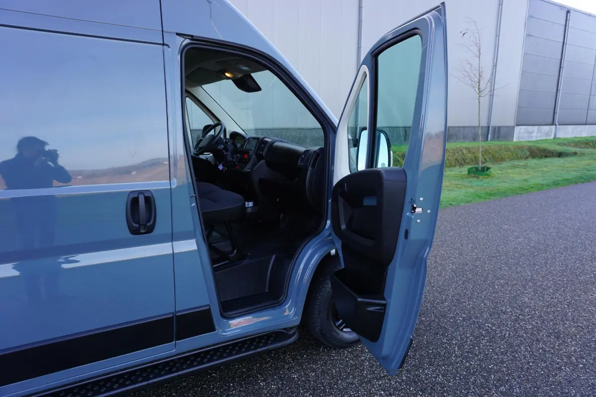 2.2 BlueHDi 140 L3H2 3.5t in Topstaat |2e airbag |BPM voordeel |Navi |Carplay |Climate |Cruise |Parkeersensoren |3500 KG |140 pk |Mooie camperbasis