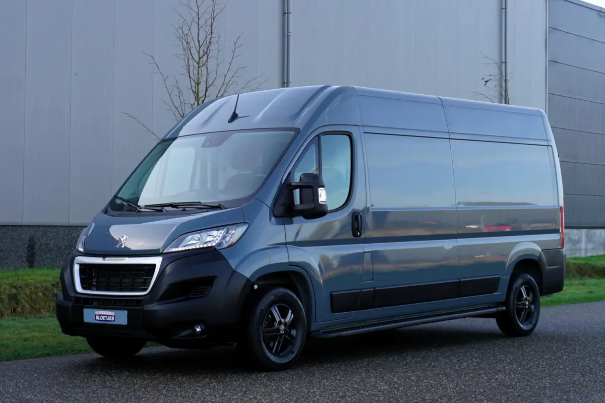2.2 BlueHDi 140 L3H2 3.5t in Topstaat |2e airbag |BPM voordeel |Navi |Carplay |Climate |Cruise |Parkeersensoren |3500 KG |140 pk |Mooie camperbasis