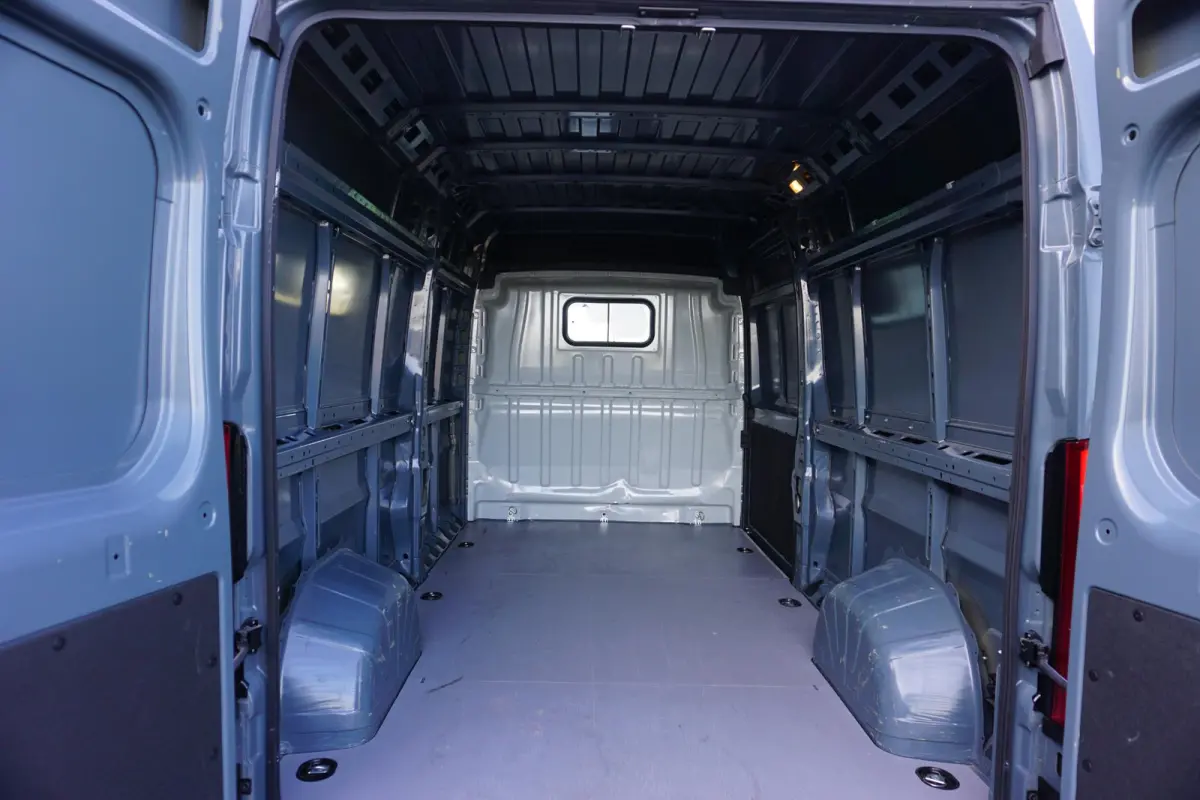 2.2 BlueHDi 140 L3H2 3.5t in Topstaat |2e airbag |BPM voordeel |Navi |Carplay |Climate |Cruise |Parkeersensoren |3500 KG |140 pk |Mooie camperbasis