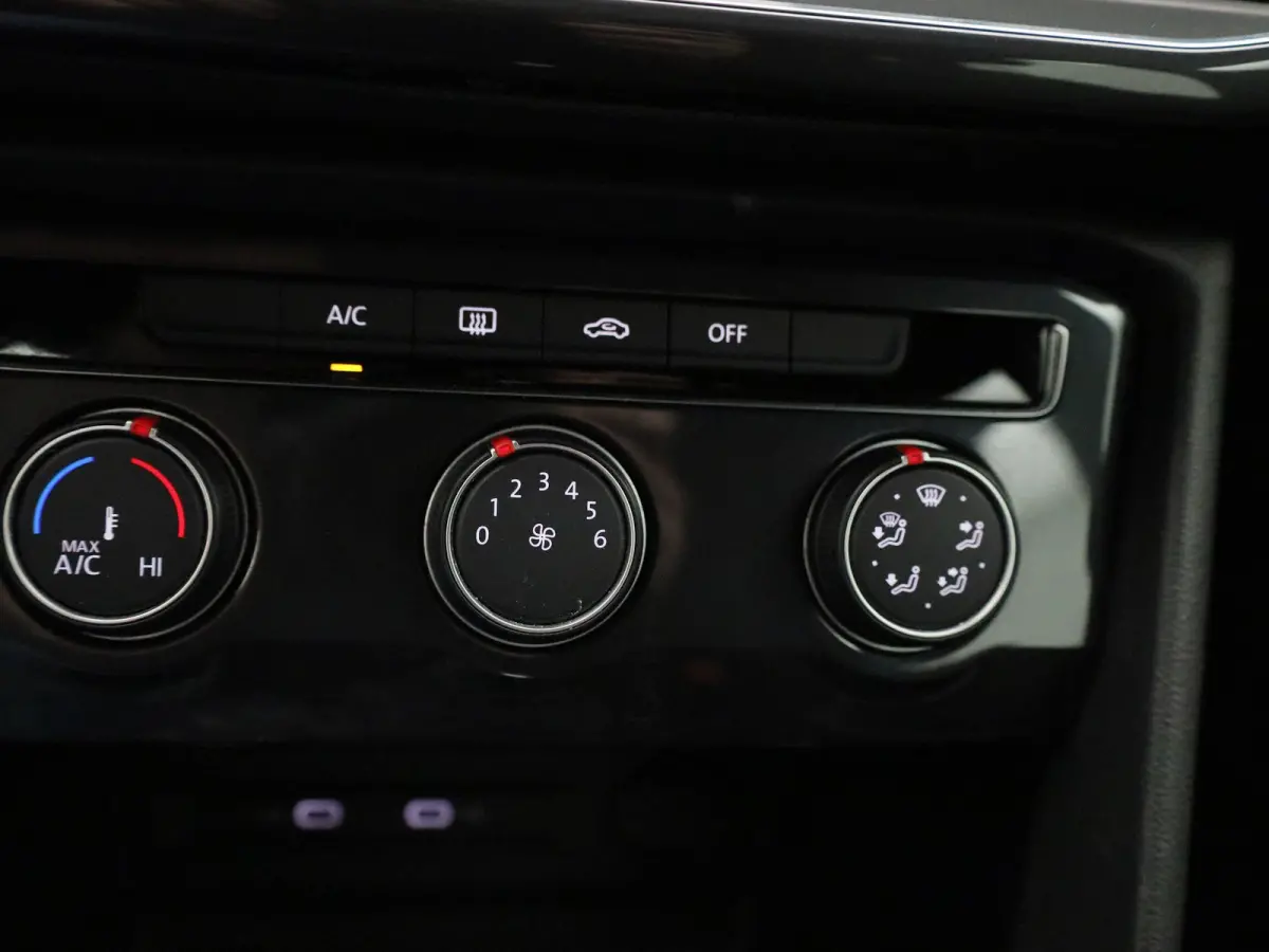 1.5 TSI Style AUTOMAAT | CAMERA | NAVIGATIE | APPLE CARPLAY | VIRTUEEL | CRUISE | DAB | LMV | PDC | 12 MAANDEN BOVAG GARANTIE |