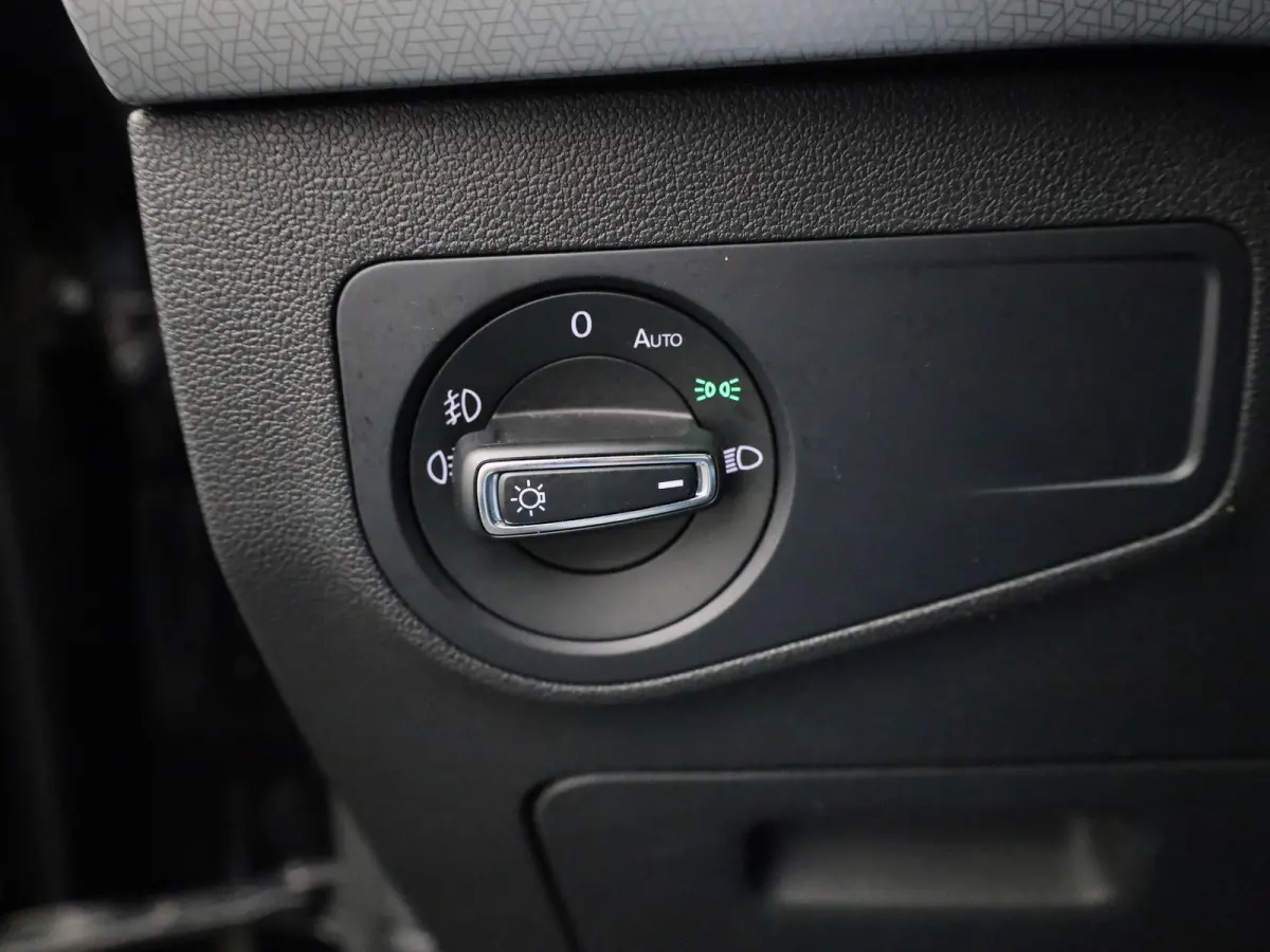 1.5 TSI Style AUTOMAAT | CAMERA | NAVIGATIE | APPLE CARPLAY | VIRTUEEL | CRUISE | DAB | LMV | PDC | 12 MAANDEN BOVAG GARANTIE |