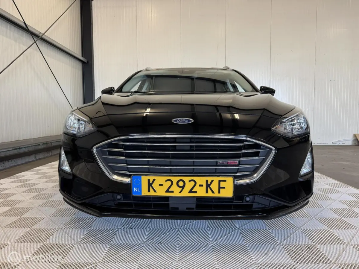 1.0 EcoBoost Titanium X Business, FULL LED