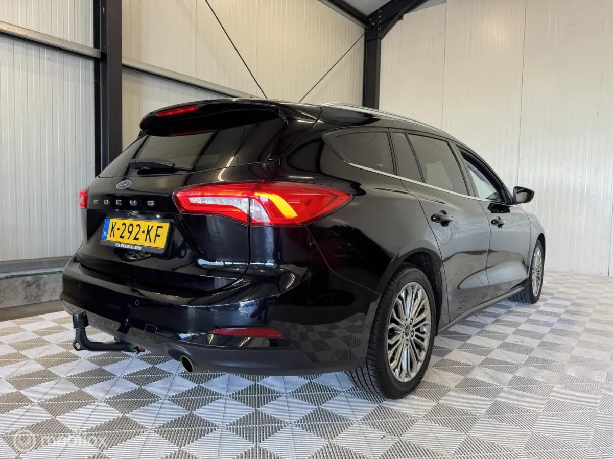 1.0 EcoBoost Titanium X Business, FULL LED