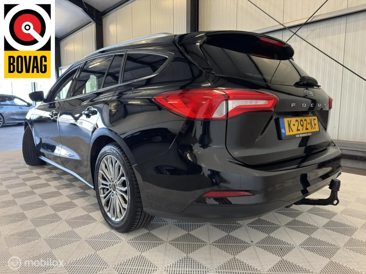 1.0 EcoBoost Titanium X Business, FULL LED