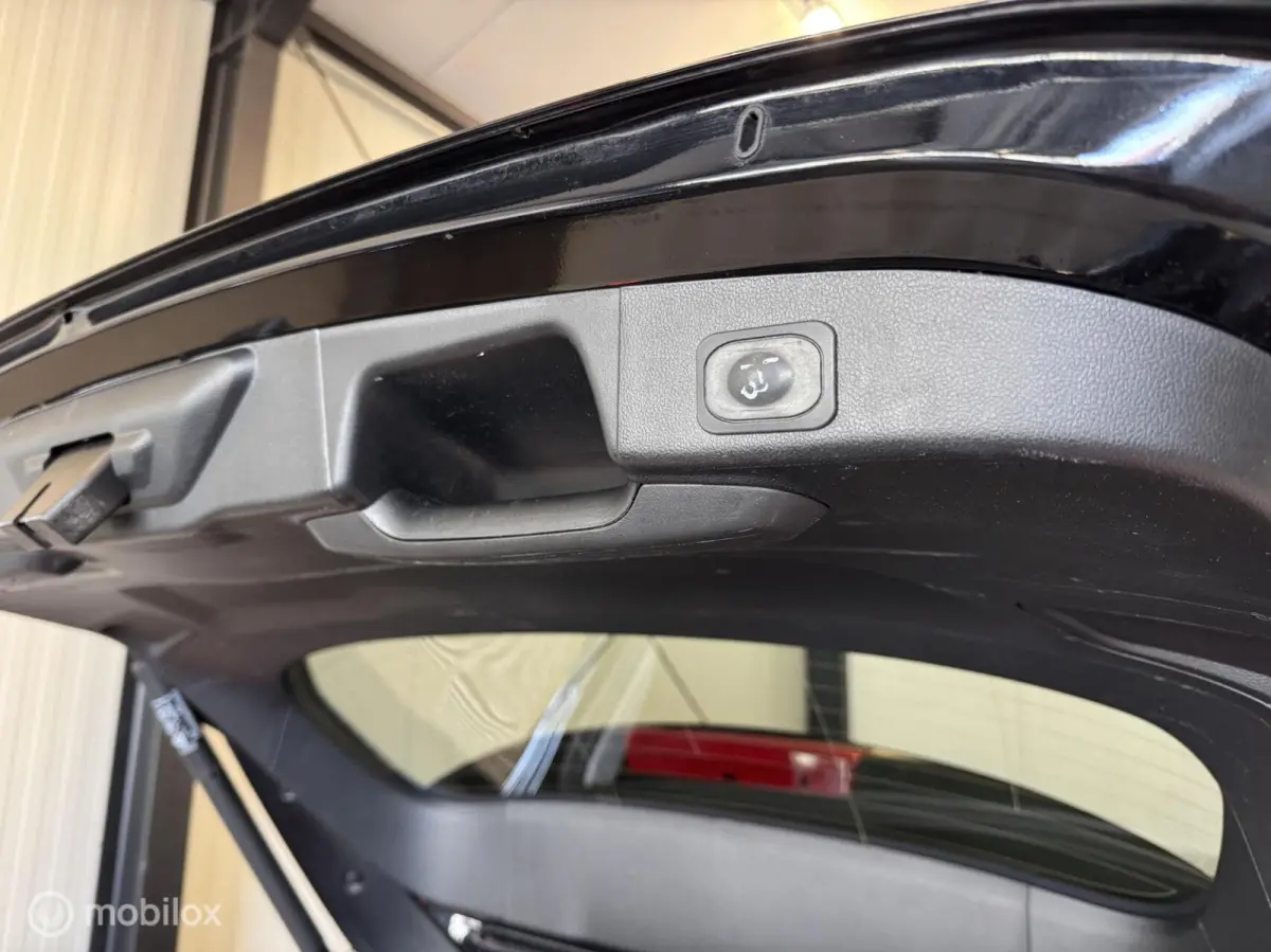 1.0 EcoBoost Titanium X Business, FULL LED