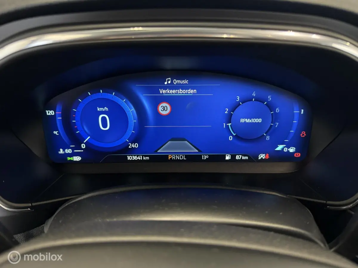 1.0 EcoBoost Titanium X Business, FULL LED