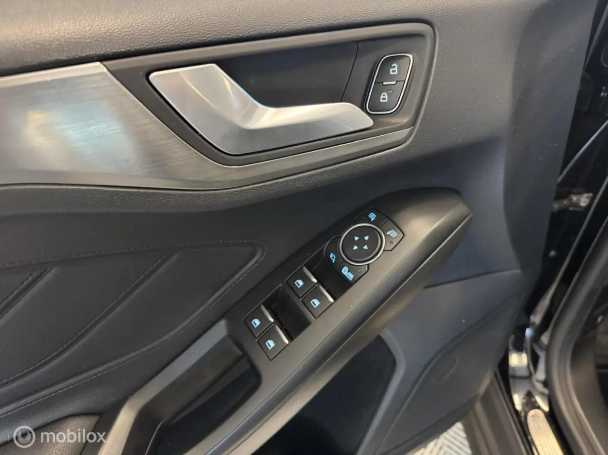1.0 EcoBoost Titanium X Business, FULL LED