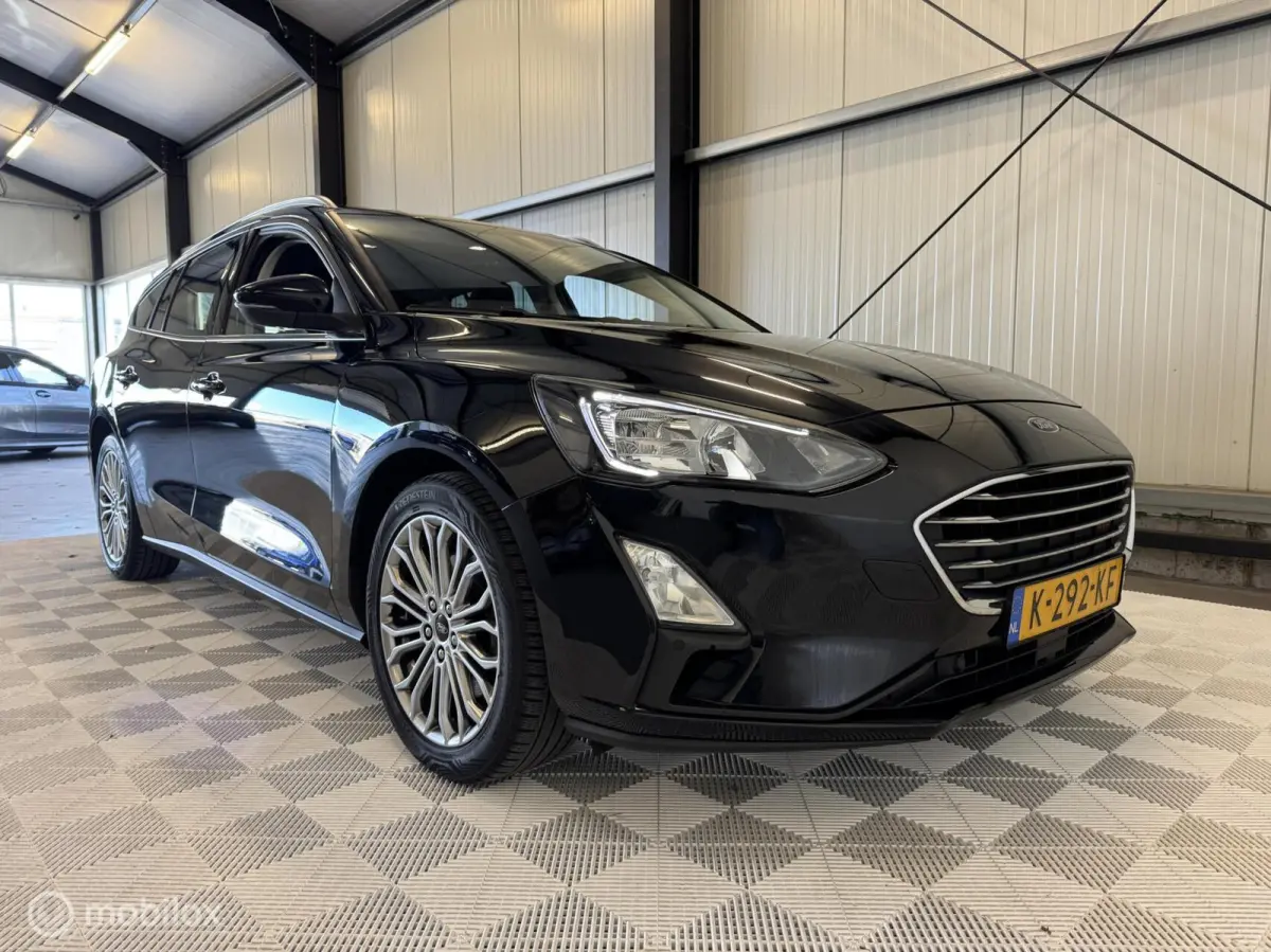 1.0 EcoBoost Titanium X Business, FULL LED