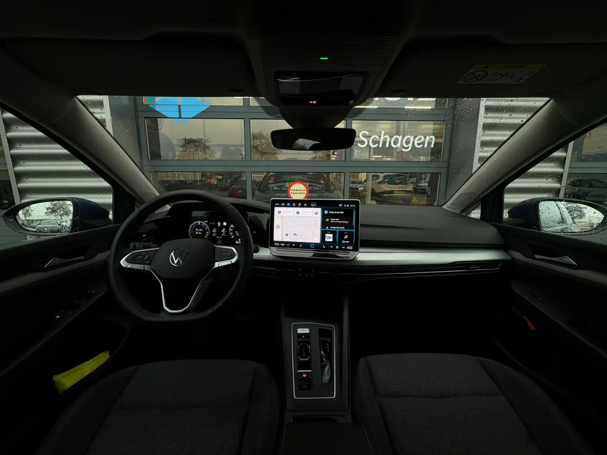 1.5 eHybrid 204 pk Life Edition PHEV | Trekhaak | Winter en Multimedia pakket |