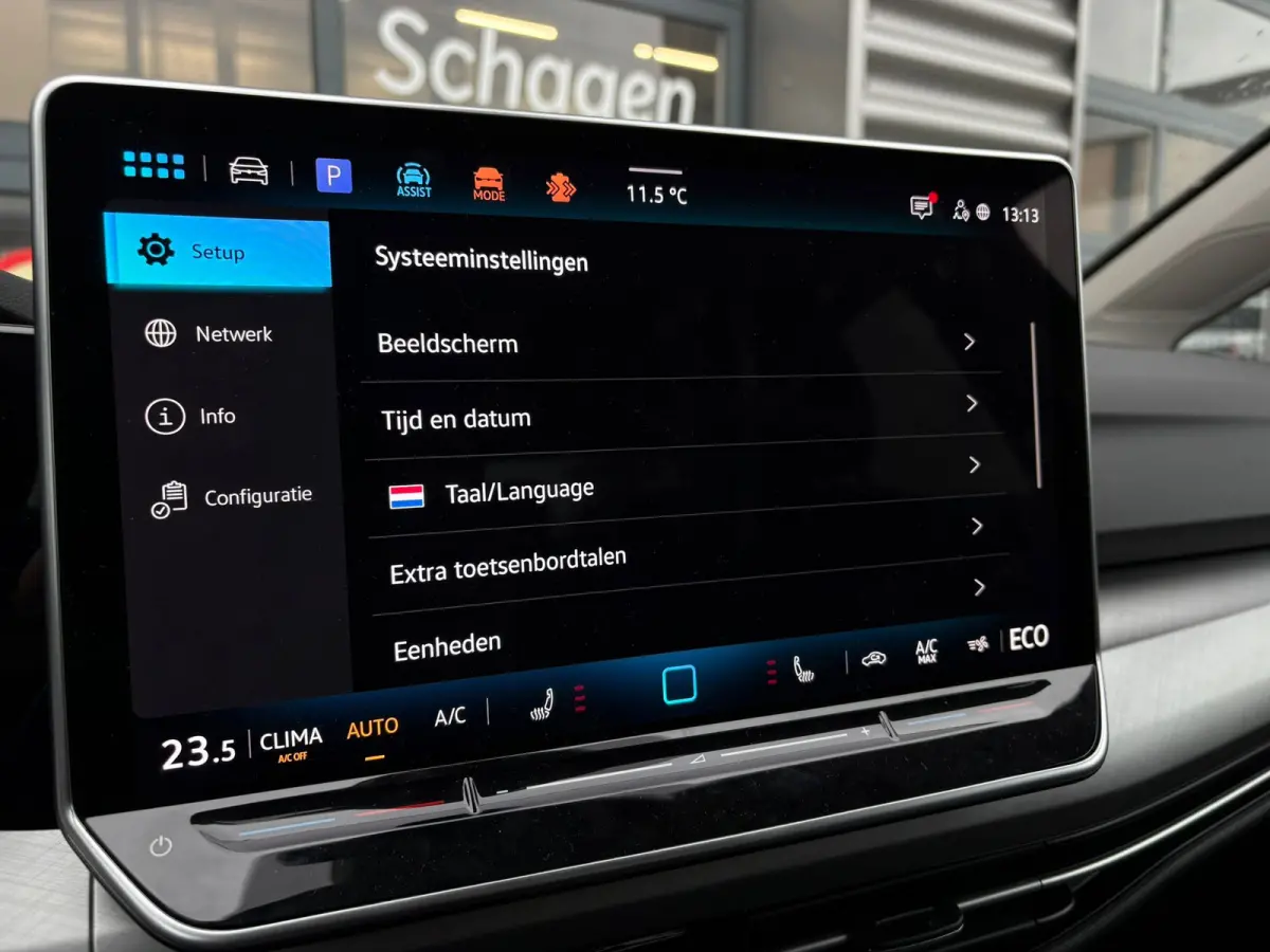 1.5 eHybrid 204 pk Life Edition PHEV | Trekhaak | Winter en Multimedia pakket |