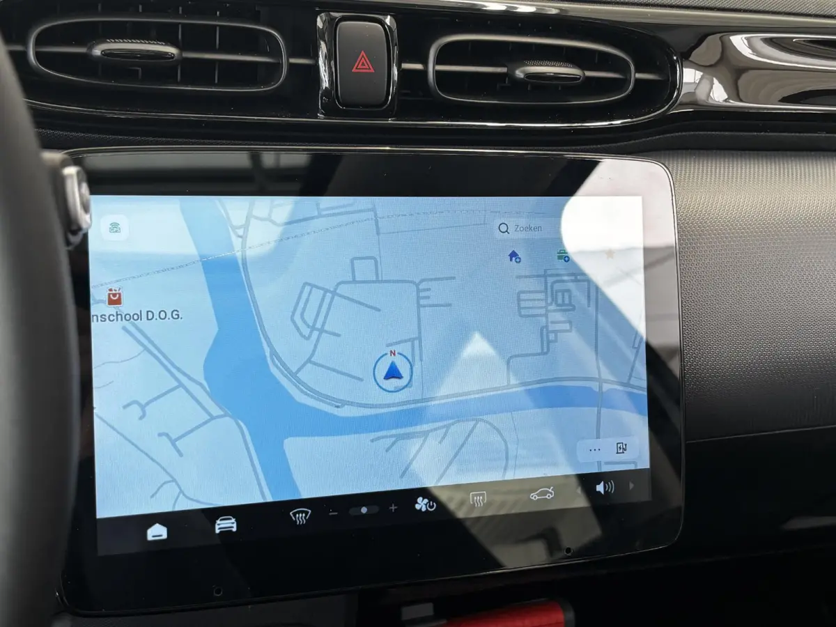 Design 37.3 kWh Navigatie