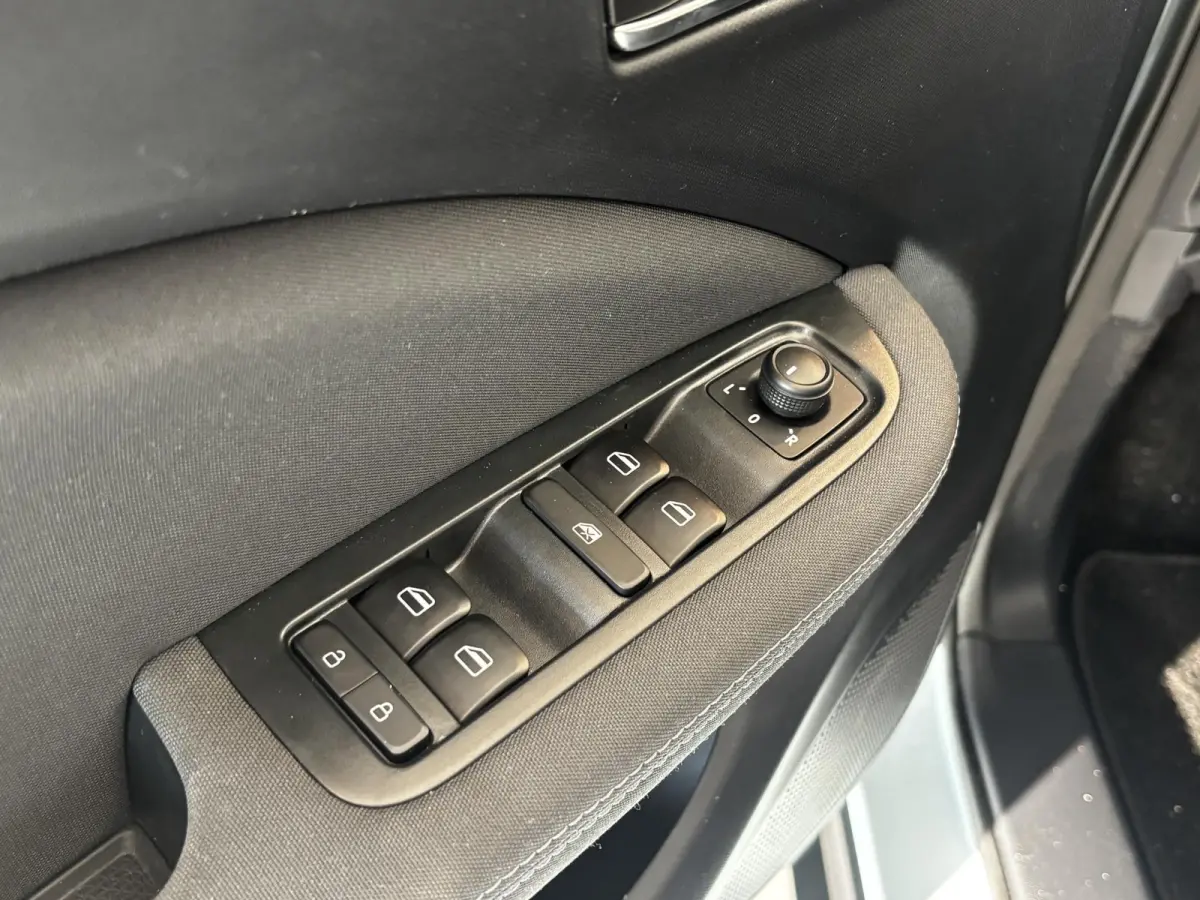 Design 37.3 kWh Navigatie