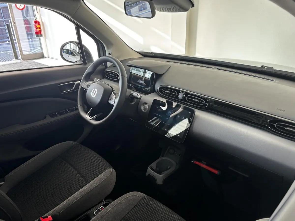 Design 37.3 kWh Navigatie