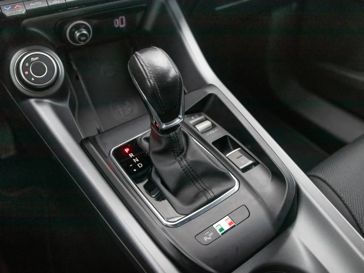 1.5 Turbo 168pk Hybrid Sprint | Clima | Adapt. Cruise | Apple Carplay | Keyless | Navi | PDC