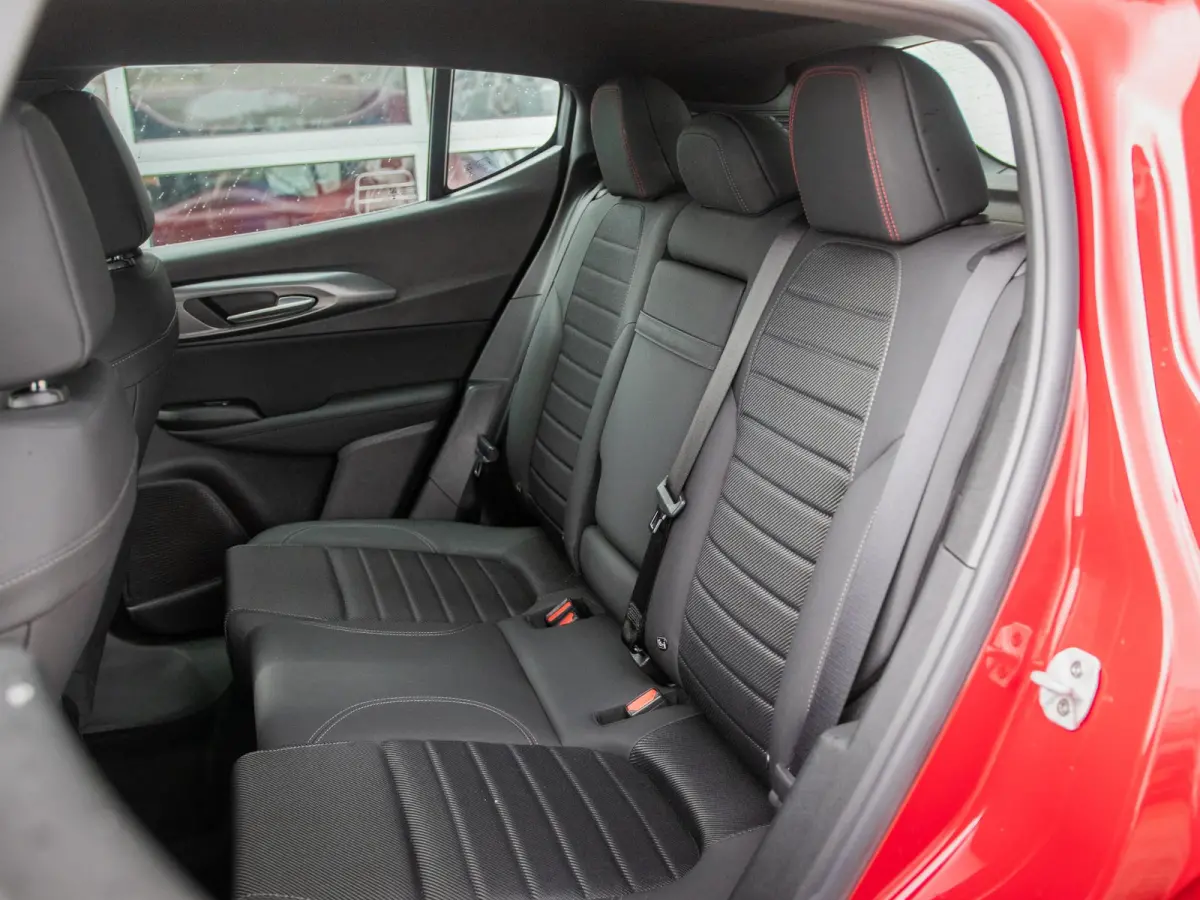 1.5 Turbo 168pk Hybrid Sprint | Clima | Adapt. Cruise | Apple Carplay | Keyless | Navi | PDC