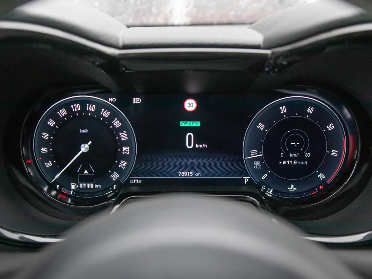 1.5 Turbo 168pk Hybrid Sprint | Clima | Adapt. Cruise | Apple Carplay | Keyless | Navi | PDC