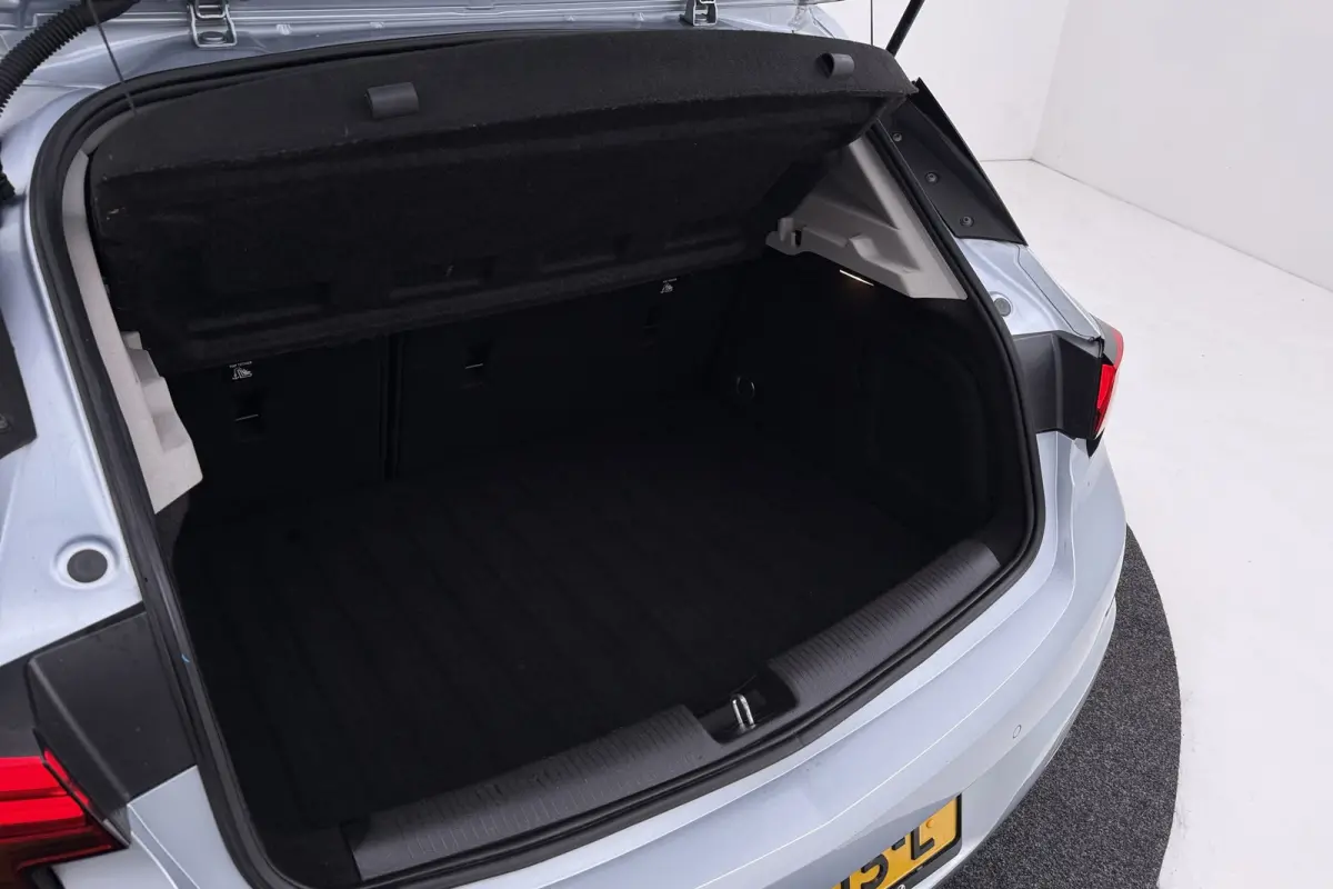 1.4 Innovation | Trekhaak | Org NL | Sportstoelen | CarPlay | Camera | Keyless |