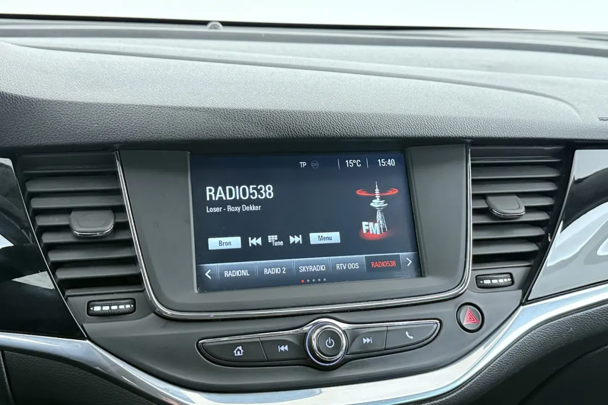 1.4 Innovation | Trekhaak | Org NL | Sportstoelen | CarPlay | Camera | Keyless |