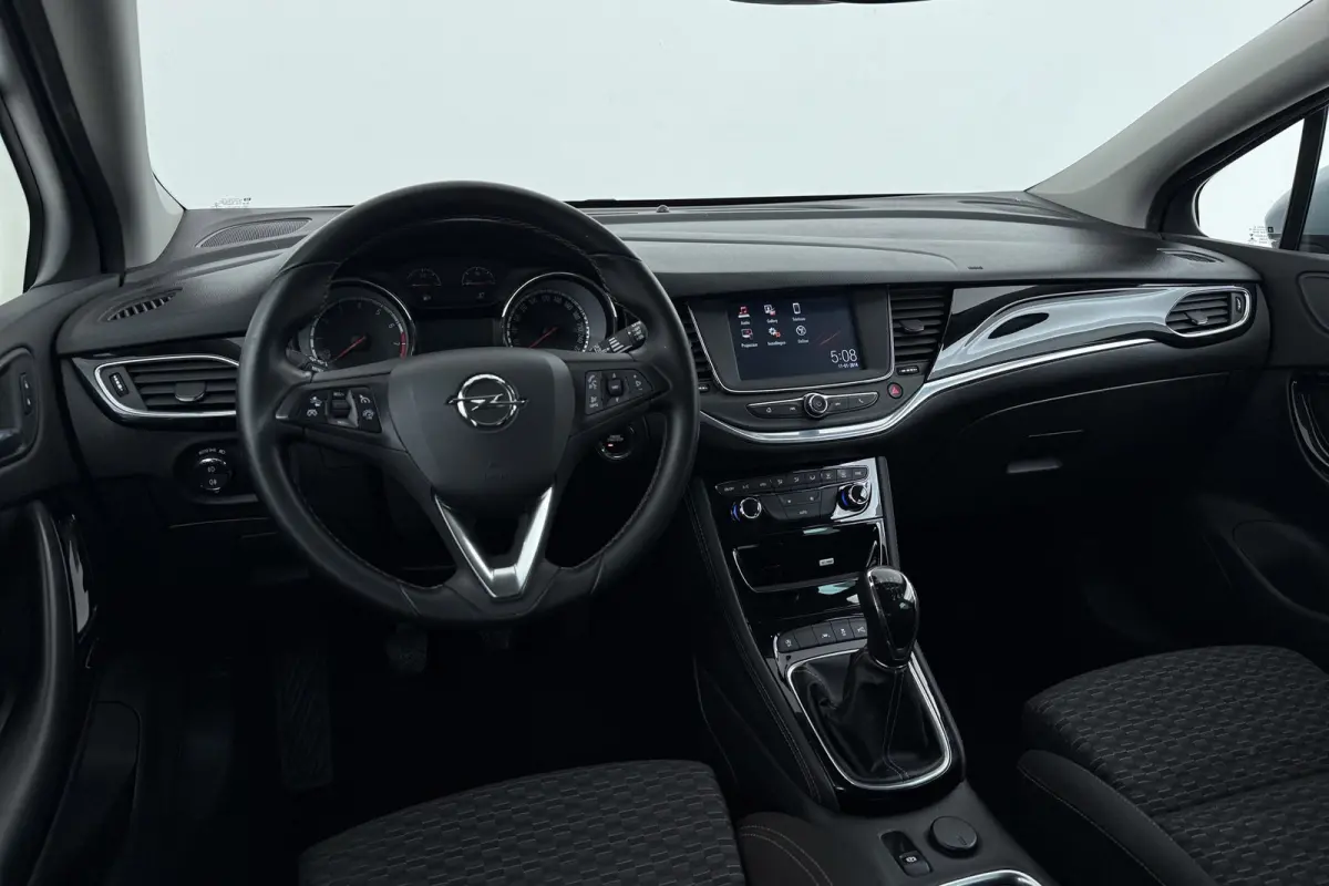 1.4 Innovation | Trekhaak | Org NL | Sportstoelen | CarPlay | Camera | Keyless |