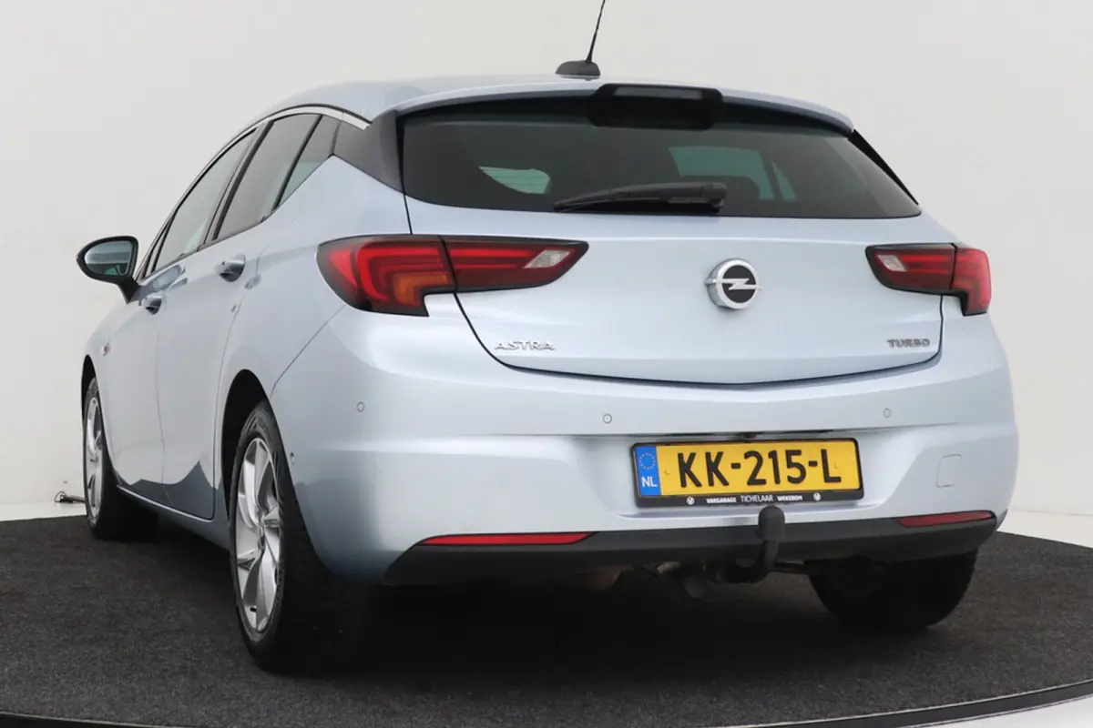 1.4 Innovation | Trekhaak | Org NL | Sportstoelen | CarPlay | Camera | Keyless |