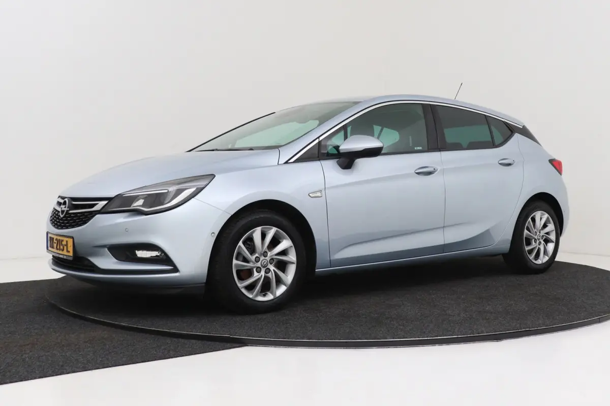 1.4 Innovation | Trekhaak | Org NL | Sportstoelen | CarPlay | Camera | Keyless |