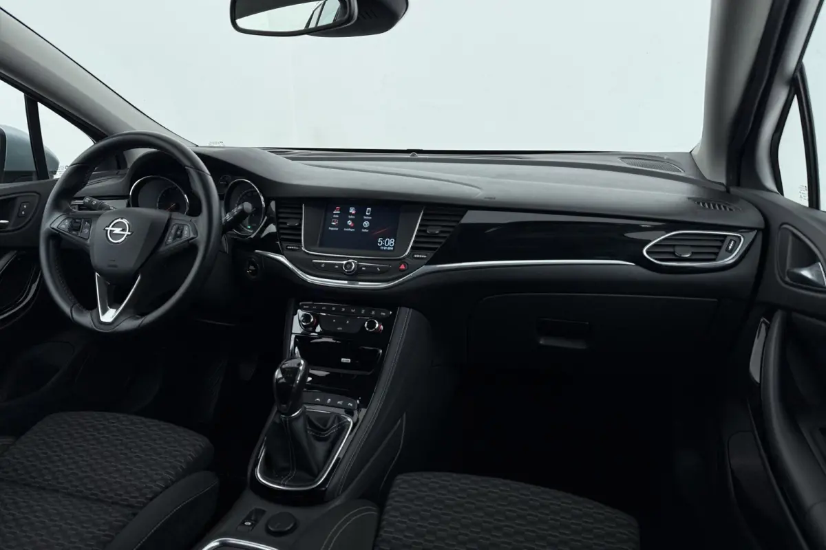 1.4 Innovation | Trekhaak | Org NL | Sportstoelen | CarPlay | Camera | Keyless |