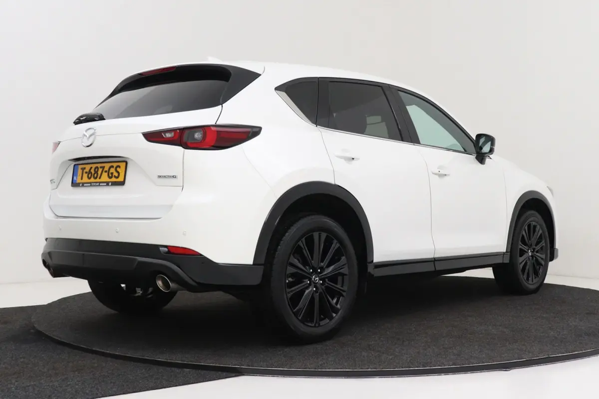 2.0 SkyActiv-G 165 Sportive | Trekhaak | CarPlay | Head-Up | 32.000 KM! | 360 Camera | Stoelverwarming |