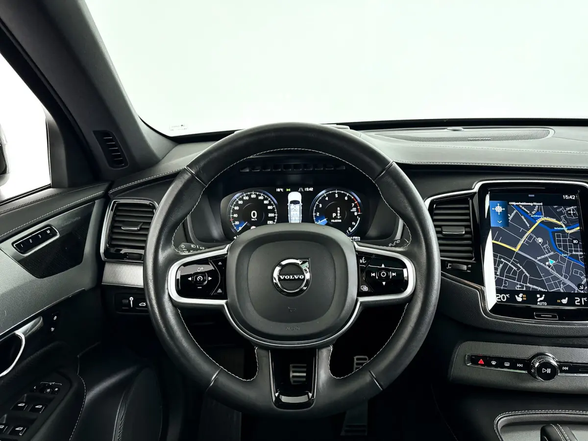 T8 Recharge AWD R-Design | Panoramadak | 360° camera | Luchtvering | Harman Kardon | Head-up Display | Stoel- en Stuurverwarming | Trekhaak