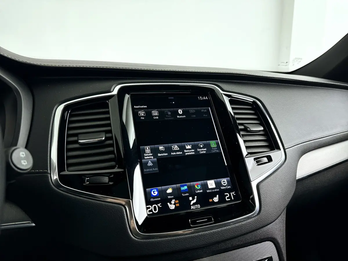 T8 Recharge AWD R-Design | Panoramadak | 360° camera | Luchtvering | Harman Kardon | Head-up Display | Stoel- en Stuurverwarming | Trekhaak