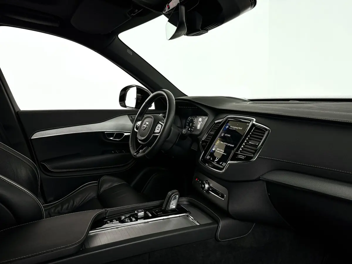 T8 Recharge AWD R-Design | Panoramadak | 360° camera | Luchtvering | Harman Kardon | Head-up Display | Stoel- en Stuurverwarming | Trekhaak