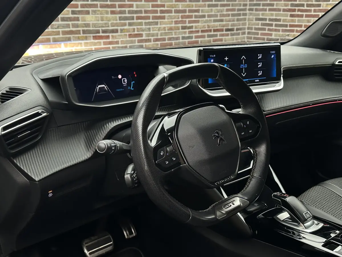 1.2 PureTech GT Line Automaat Cruise Navi Led