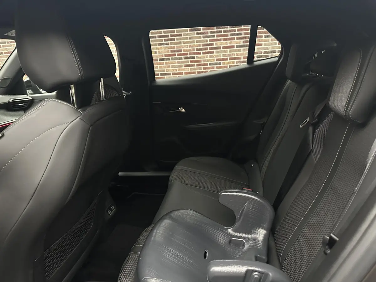 1.2 PureTech GT Line Automaat Cruise Navi Led