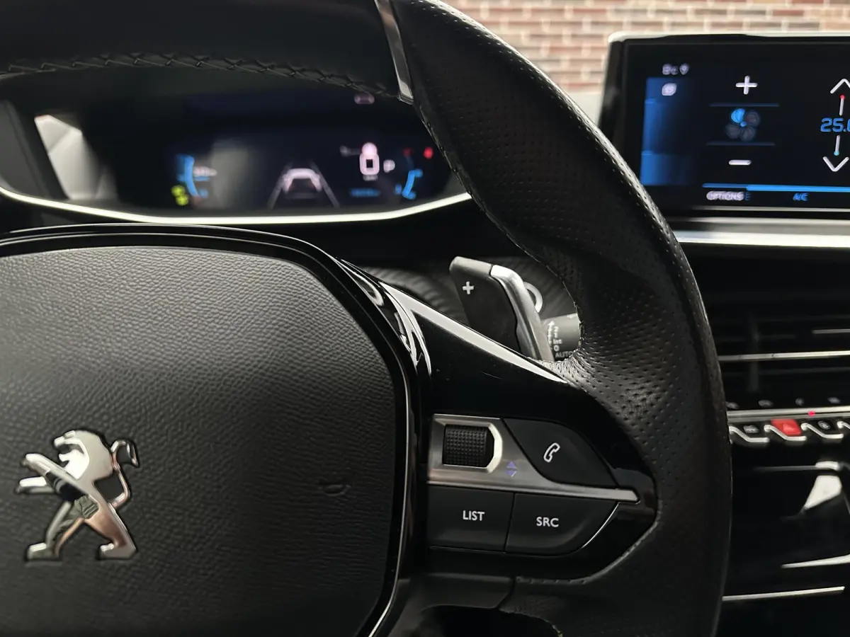 1.2 PureTech GT Line Automaat Cruise Navi Led