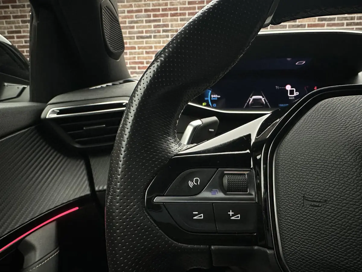 1.2 PureTech GT Line Automaat Cruise Navi Led