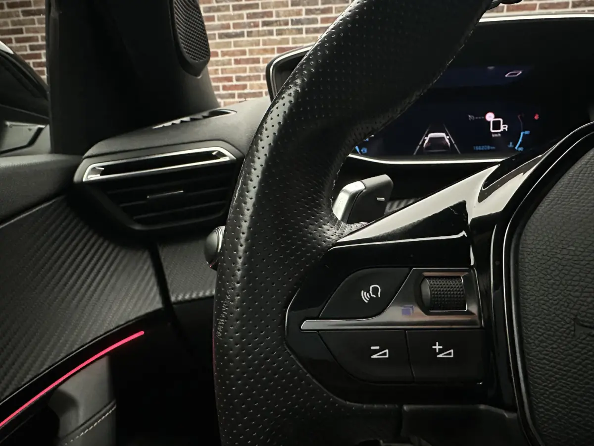 1.2 PureTech GT Line Automaat Cruise Navi Led